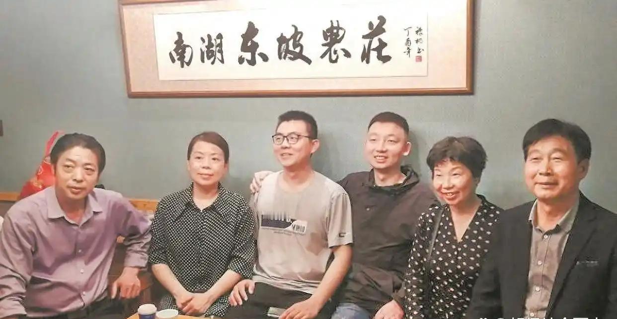 郭威真的是一个看得开的人，自己在杜新枝郭希宽的养育下长大，结婚生子，就算如今亲