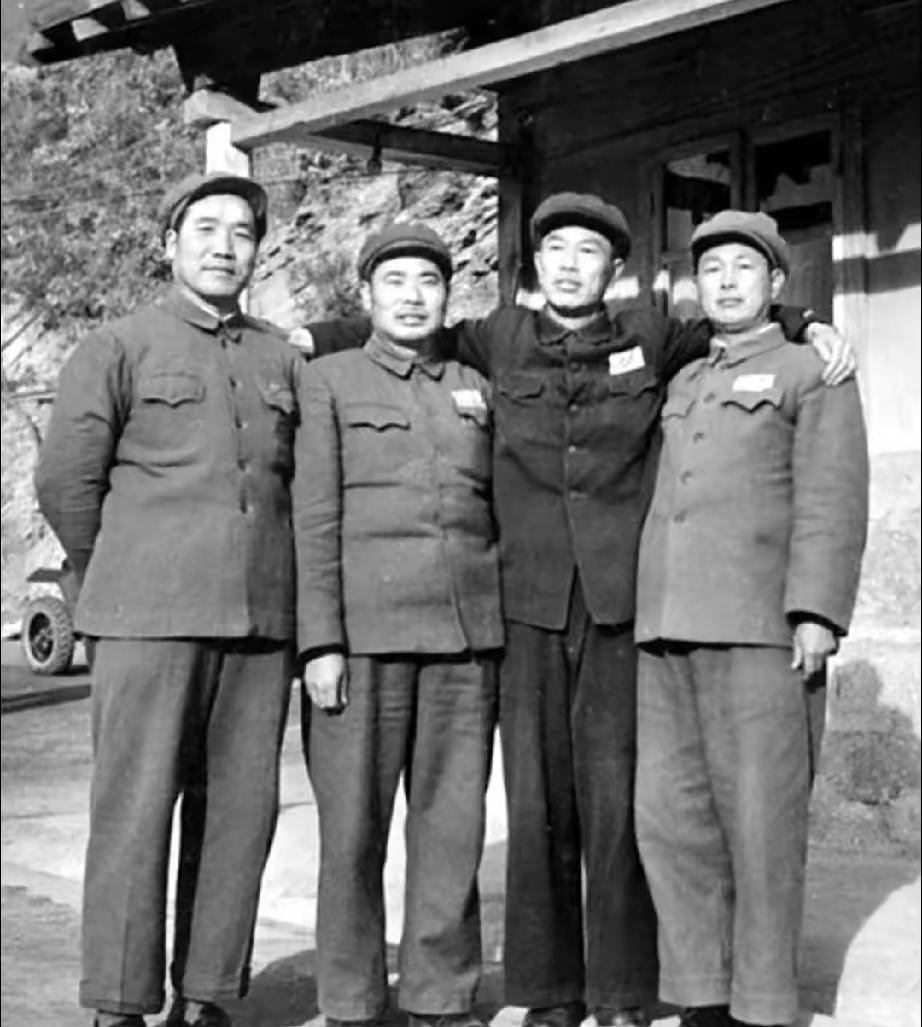 认识两个以上的，你绝对是历史高手。