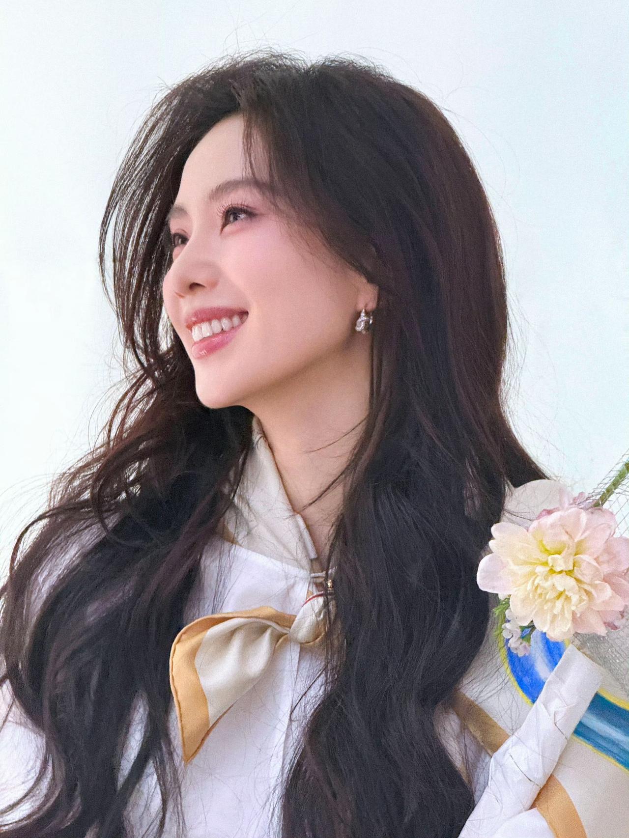 什么叫有韵味的女人成熟韵味十足的美人穿搭写真