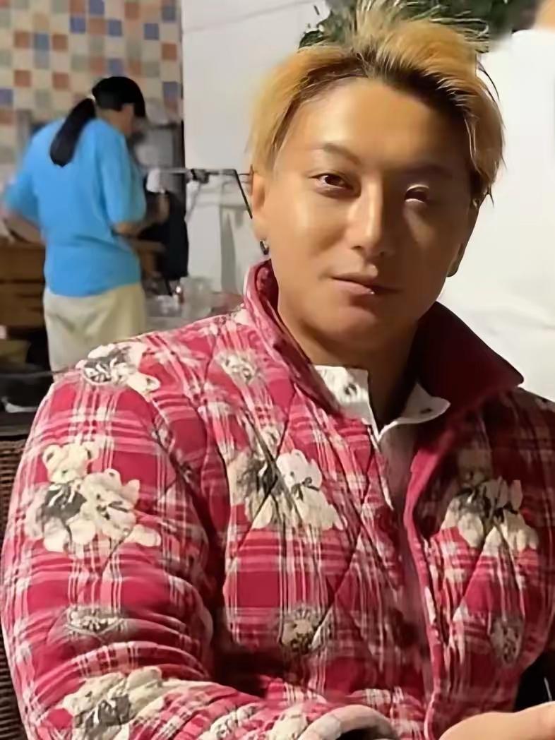 黄子韬是不会离婚的，原因根本没那么复杂。不是徐艺洋不够好，而是他早就不在乎