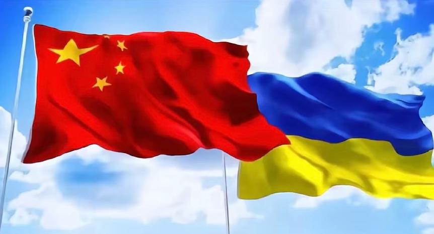 东大可能正在下一盘比芯片战更狠的大棋，这盘棋的关键不是美国也不是俄罗斯，而是乌克