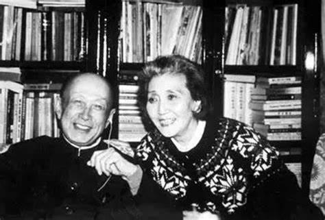 1969年，钱学森的父亲病逝，临终前留下遗嘱：把3000元遗产都交给女儿钱月华。