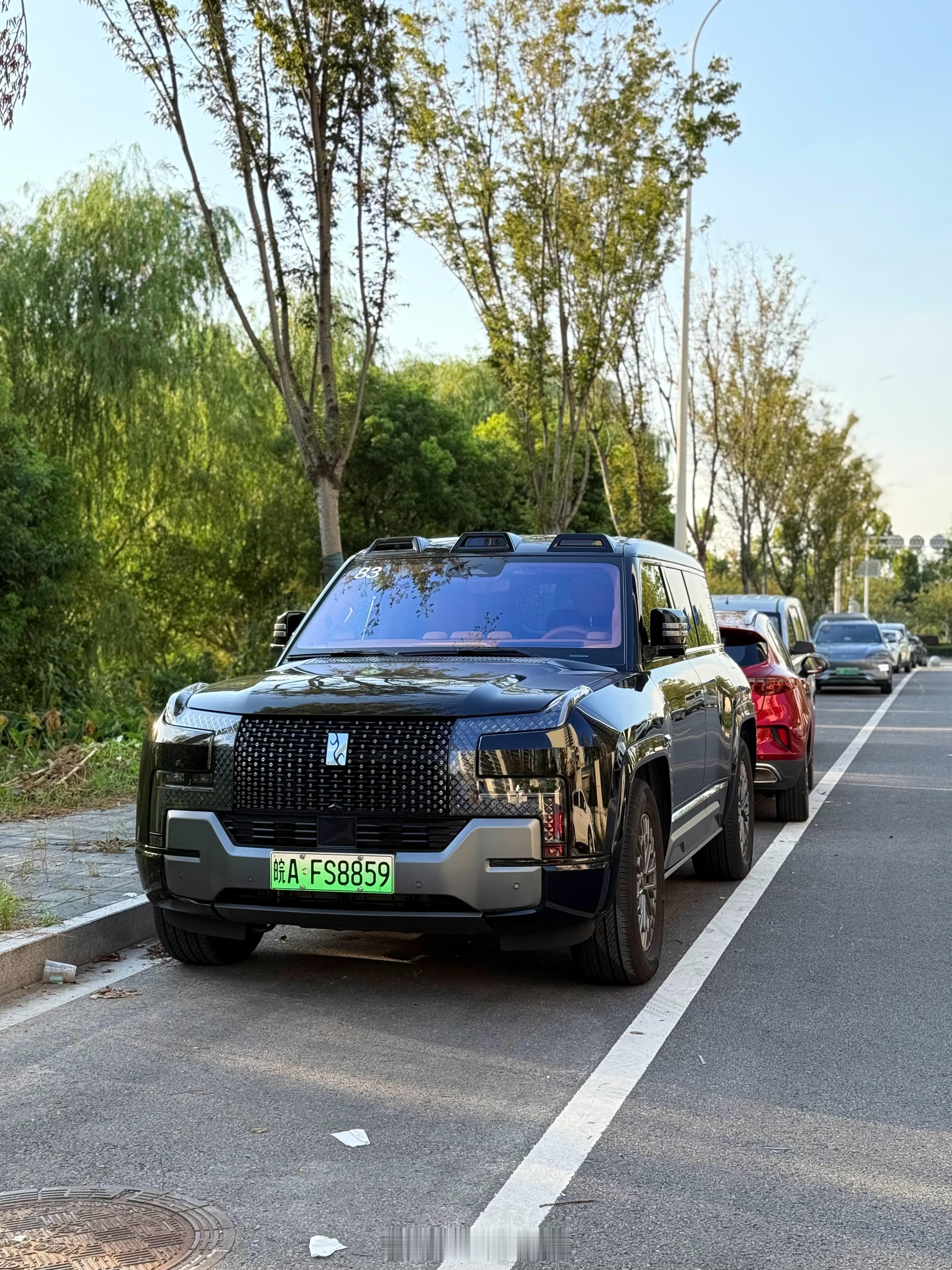 你说你来就来吧，还送一辆仰望U8，这也太客气了​​​