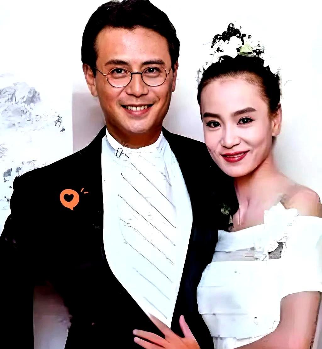 刘雪华演了一辈子苦情戏，没想到自己的人生比戏还苦。38岁那年，怀着孕等婚礼，