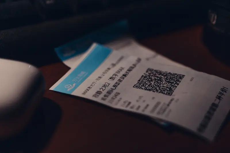 德云社三天热搜三连炸：一边抢票疯魔，一边争议缠身这三天的德云社，把“冰火两