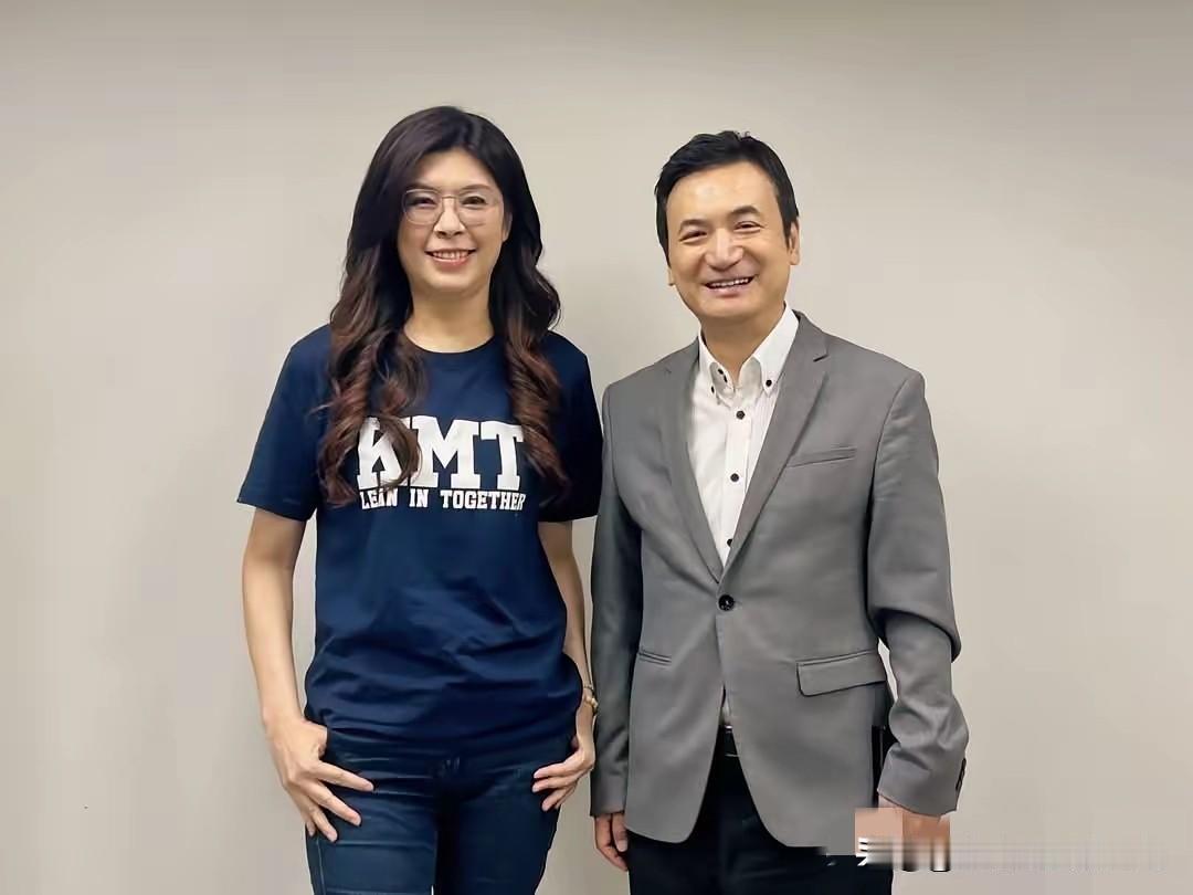 我给郑丽文推荐一人，肯定胜任这个职务。今天郑丽文接任国民党智库董事长，现在还