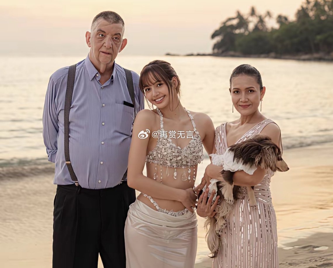 泰国第一美lisa的妈妈，居然长得这么漂亮。