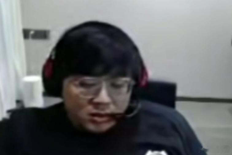 LOL的知名主播Sask说刀区没有YYF，早就凉透了，你们同意这个观点吗Sask