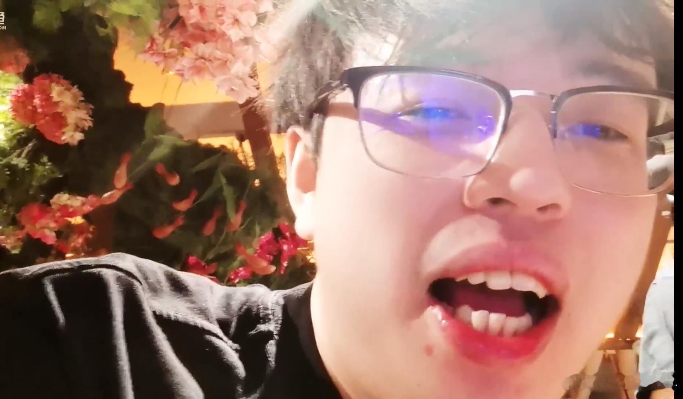 Fade：我再重声一遍，要是cndota有雕哥这个热情和热血早打过洋人了好吧！我