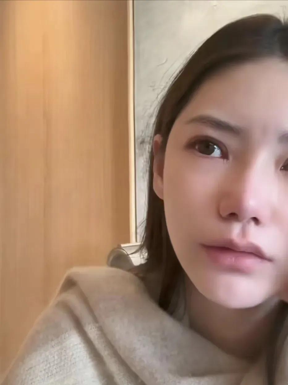 麻六记高管洋洋直播间留言一针见血，别让兰姐媳妇直播回家带孩子昨晚麻六记高管