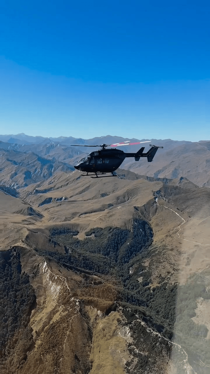 神奇的视角，还能看到宇宁坐的直升机🚁​​​