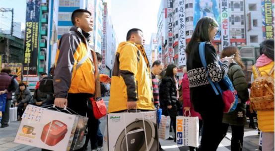 当地时间10月15日，日本观光厅一公布今年前三季度的旅游实情，立马就引发了不小的