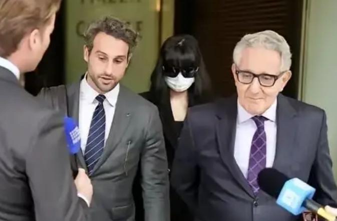 躲得过初一，躲得过十五？英国媒体再次盯上了，当初澳洲劳斯莱斯车祸当事人杨兰兰，更
