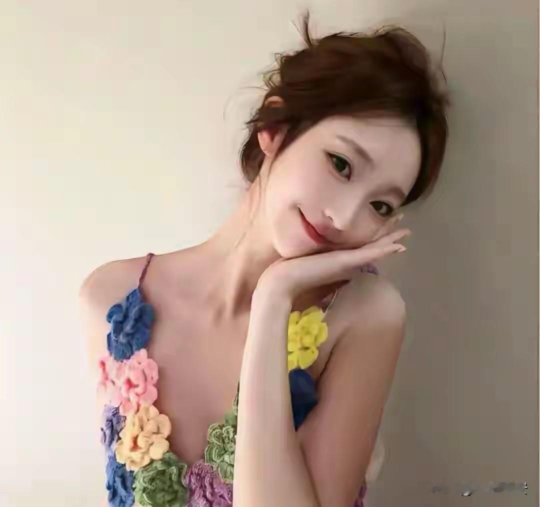 人，只要赚到了钱，就会长出新的脸。整个人，精气神都不一样了，眼睛有光