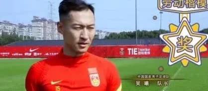 男足一觉醒来，天塌了！比亚迪原本带着诚意满满，要以五年7500万的赞助费