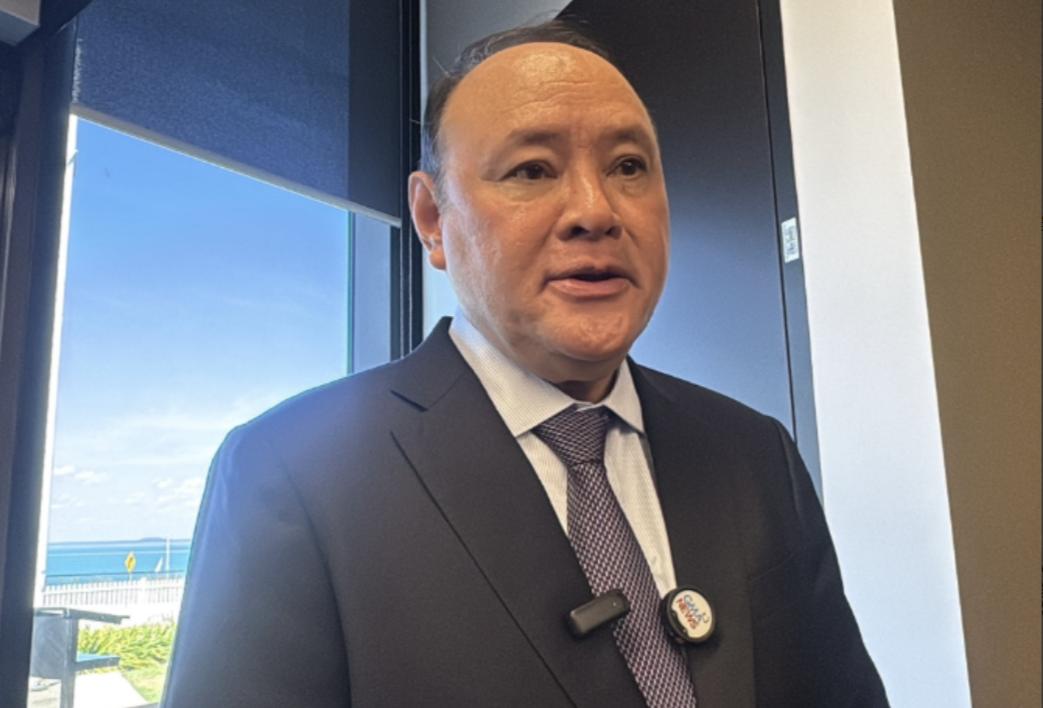 菲律宾求饶，扛不住了。当地时间周四，菲律宾国防部长罕见的公开喊话中国。 “应