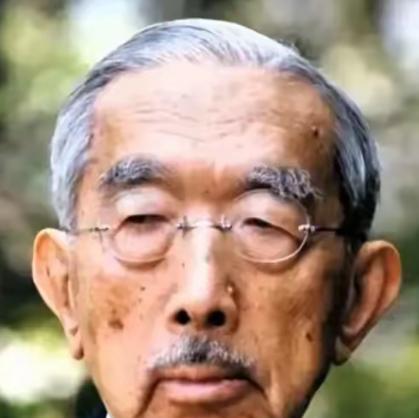 裕仁到临终才暴露真面目，他可真是东京审判最大的漏网之鱼啊，最近海外学者把他临终病