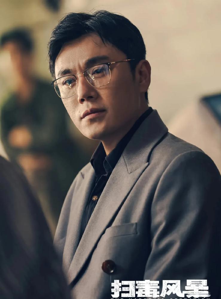看一个人，就要看他的低谷期，​秦昊这个人，实在是没办法说，​因为就凭他在低谷