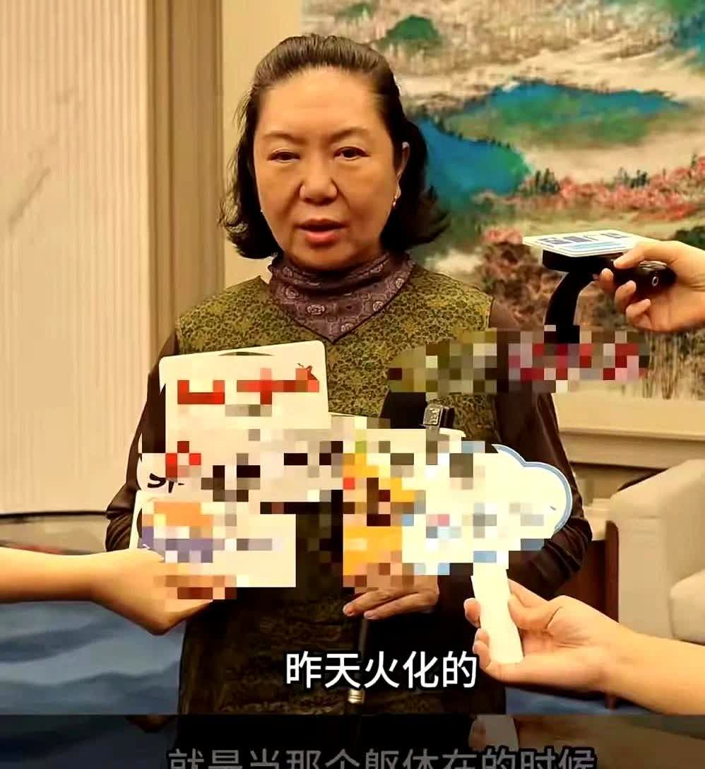 辛柏青原来也不敢保留太久朱媛媛的尸体，5月20日已经火化了。不少不舍得妻