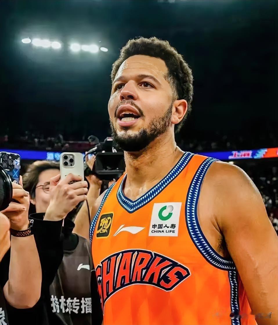 来了，来了，哈维报到时间确定，加盟辽篮首秀场次出炉，赵继伟不再孤单，乌戈有望变阵