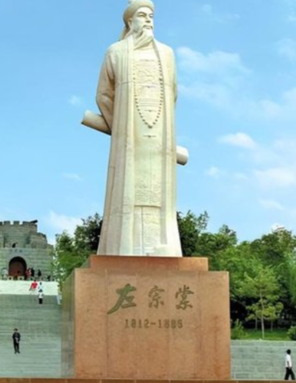 1872年，60岁的左宗棠刚取得胜仗，听到打更的声音，大惊：全军拔营，立刻前进！