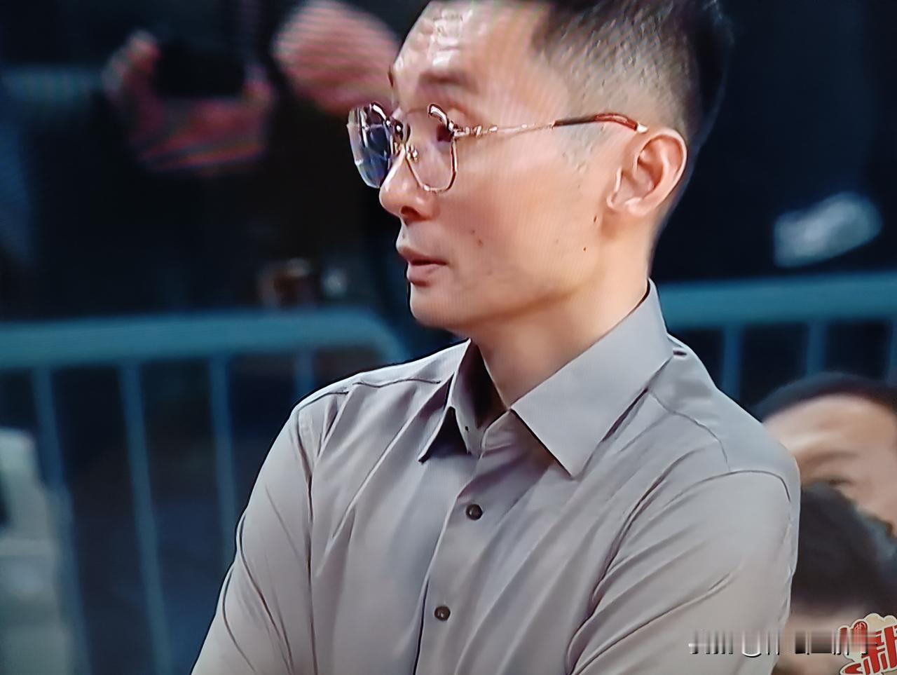 特别关注新疆男篮好些年了，你们的感觉是不是和我一样？我对新疆男篮的感觉是:新疆男