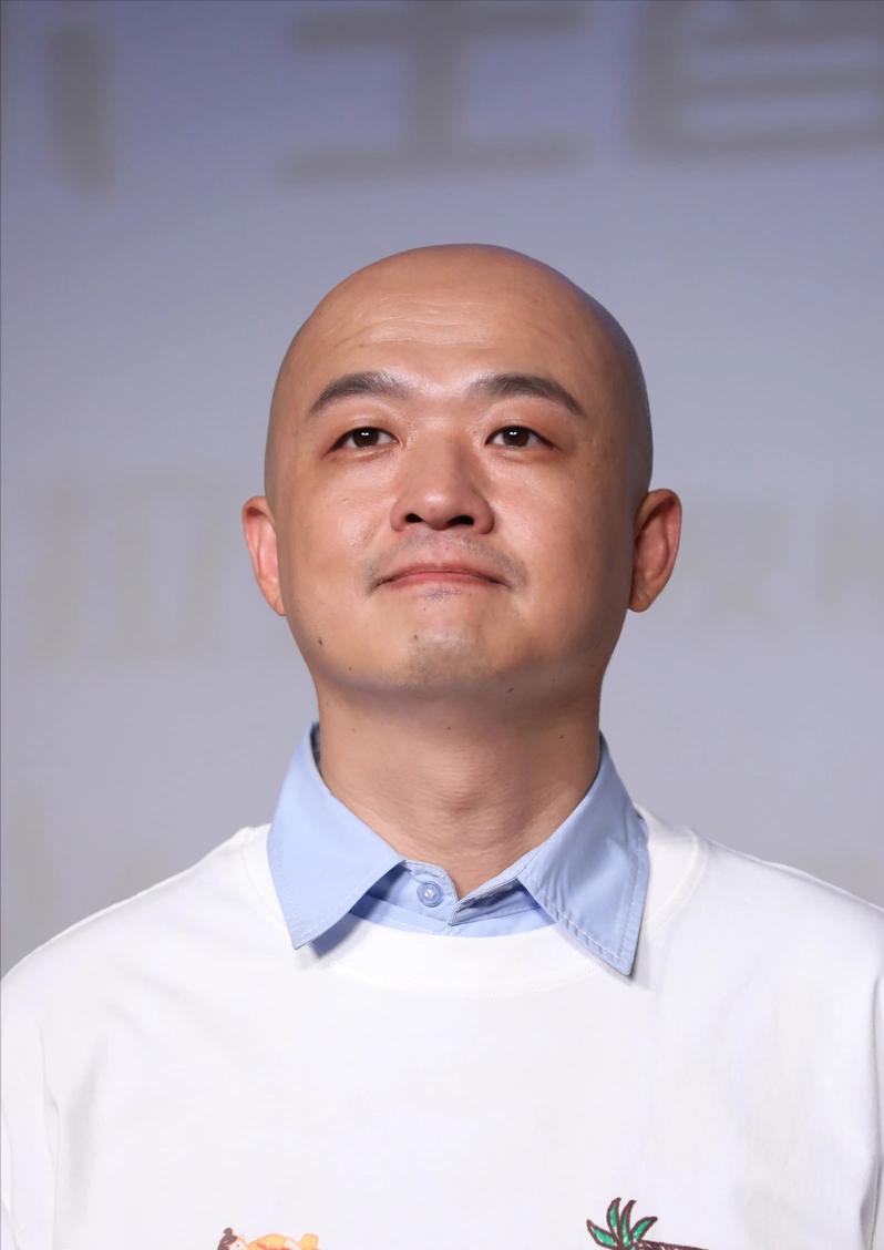 包贝尔，估计凉了包文婧，意外火了出事仅6天后，包贝尔被删除名字，曾耗时耗