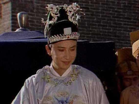 林黛玉没有早逝，她其实嫁给了北静王，书中有首词早就暗示这一切 要揭开这个秘密