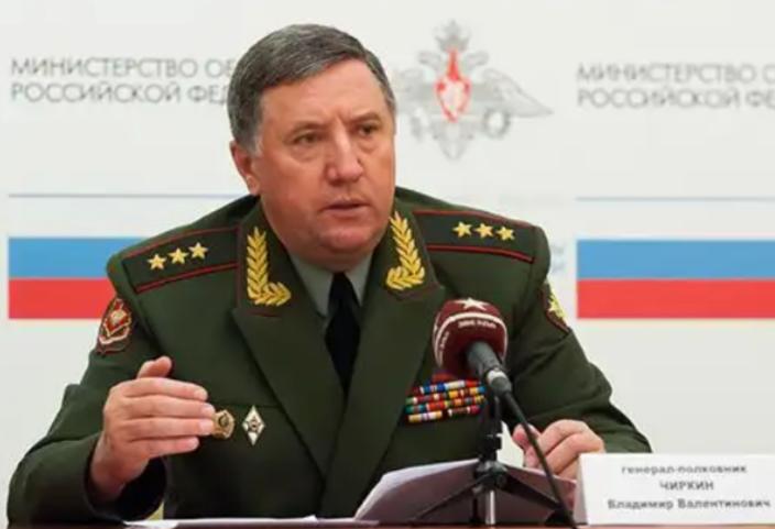 误判的兄弟情：俄罗斯司令坦言，没料到乌克兰人会这样选择