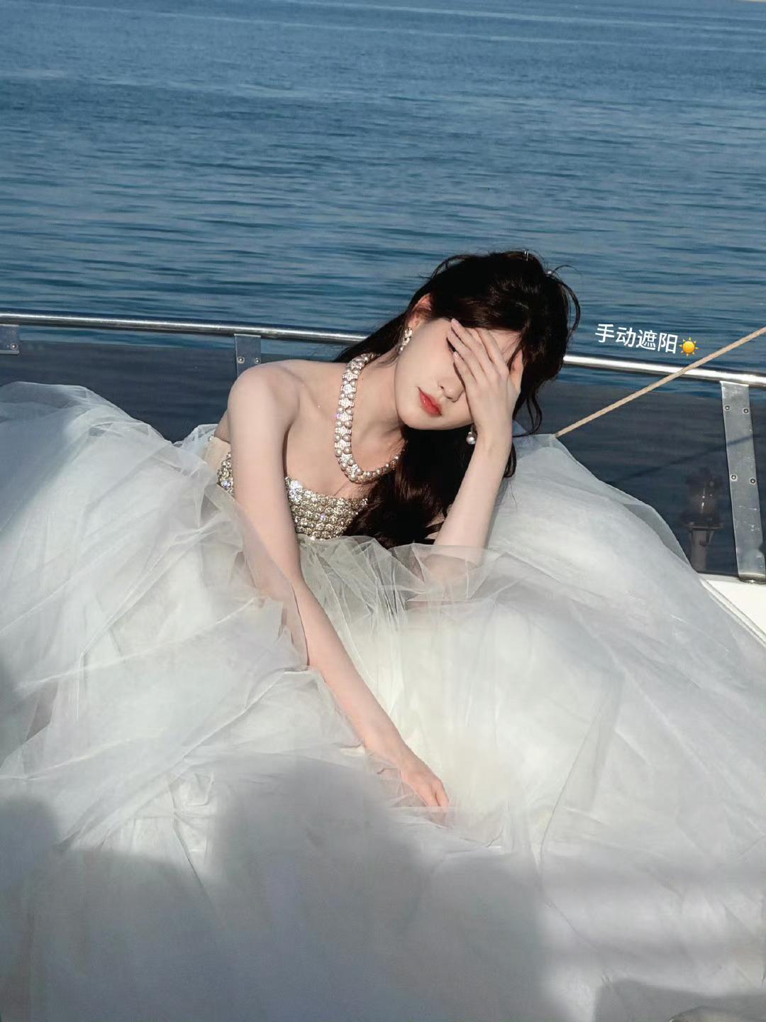 我不行了祝绪丹我还以为你拍累了哈哈哈哈没想到是遮阳