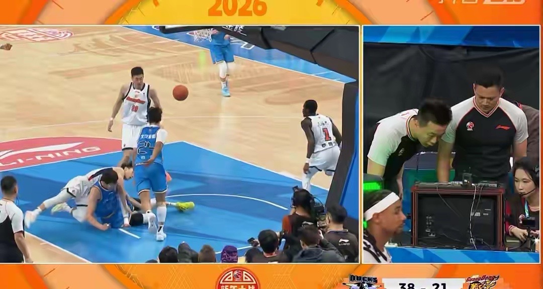 破案！徐杰重伤裁判没有严判原因找到，周琦没错，杜锋后悔一决定北京时间1月1日，C