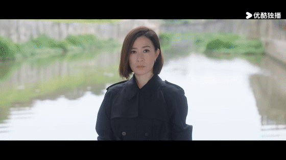 梁景仁下线这一季的《新闻女王2》刚开始就给人一记重击，梁景仁的角色如此完美，却