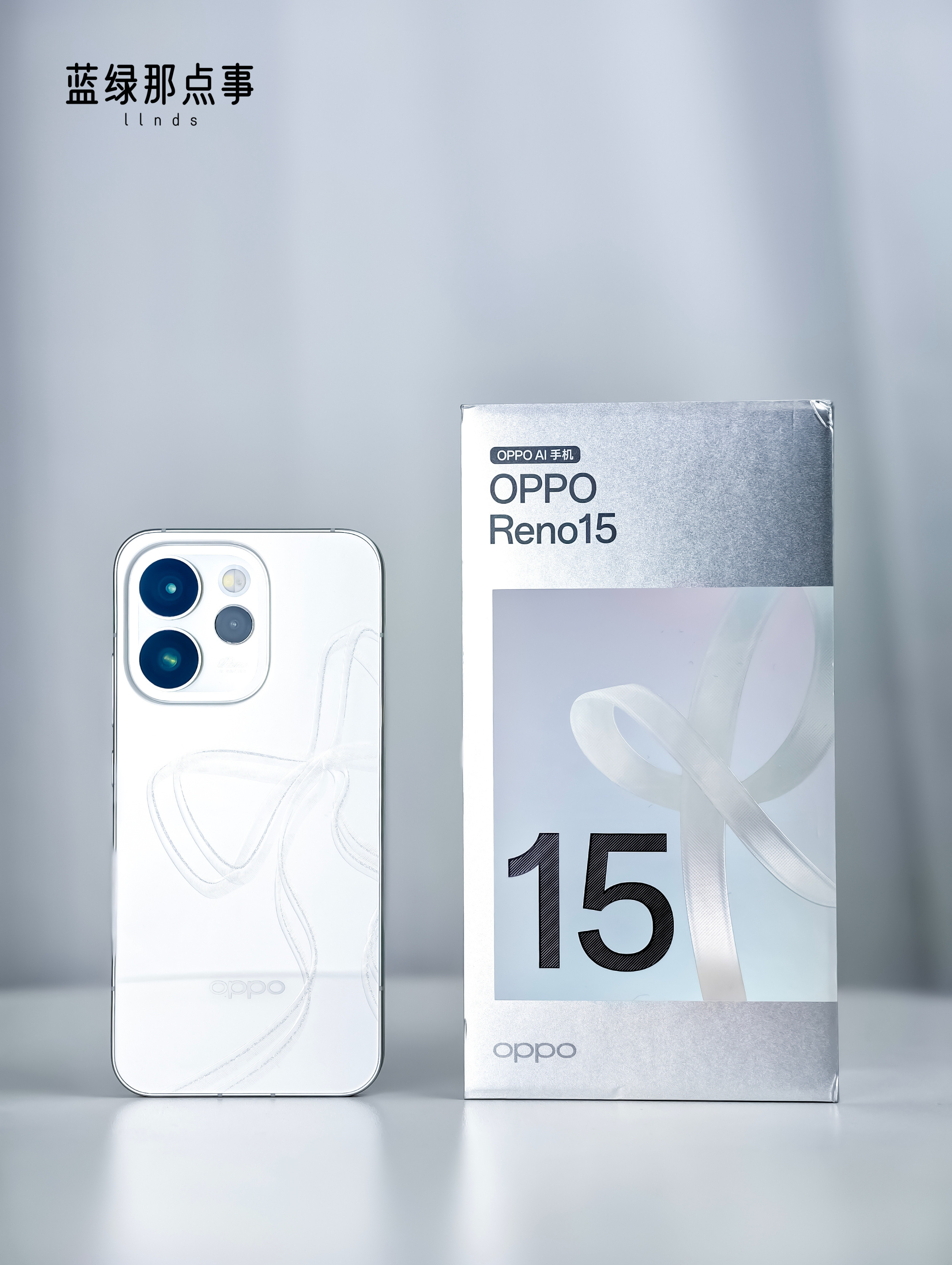 星光蝴蝶结精致小直屏Reno15图赏🦋