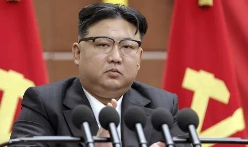 朝鲜公开亮剑，金正恩做出一个重大表态，明确“最敌对国家”6月23日，朝中社公开