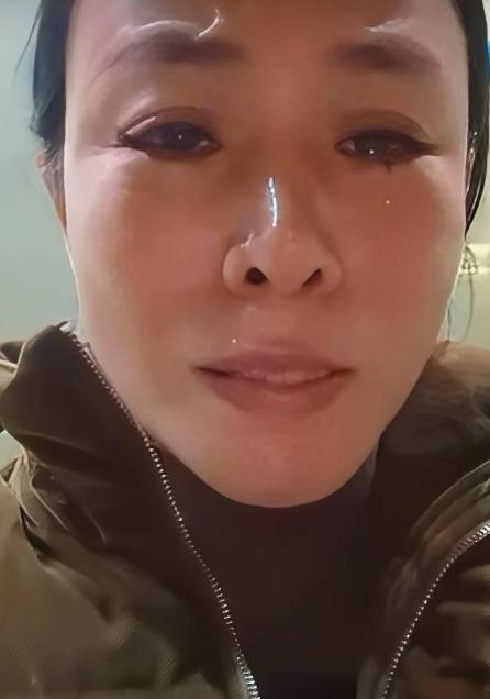 才认亲没几天的李林李鑫姐弟吵架，李鑫更放话："我有底线的，不行的话，兄弟姐妹没得