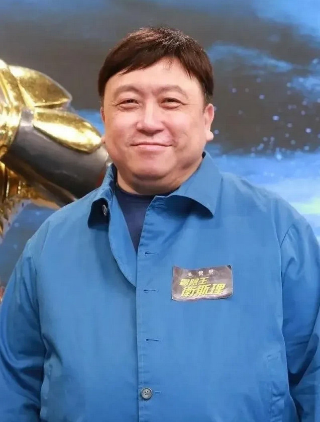 主持人问王晶：“为什么那么多明星会离婚？”王晶说：“没想明白就结了呗。”主持