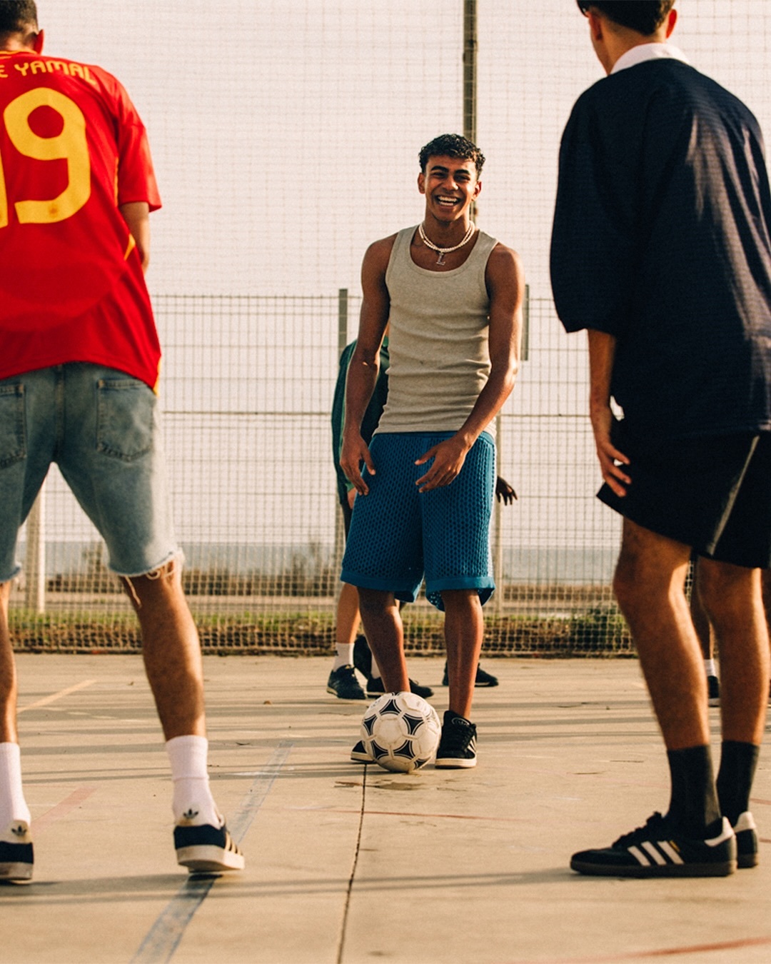 🚨🚨🚨哈维·坎波斯（加泰电台）：门德斯的最后一次会面旨在与亚马尔交谈，并