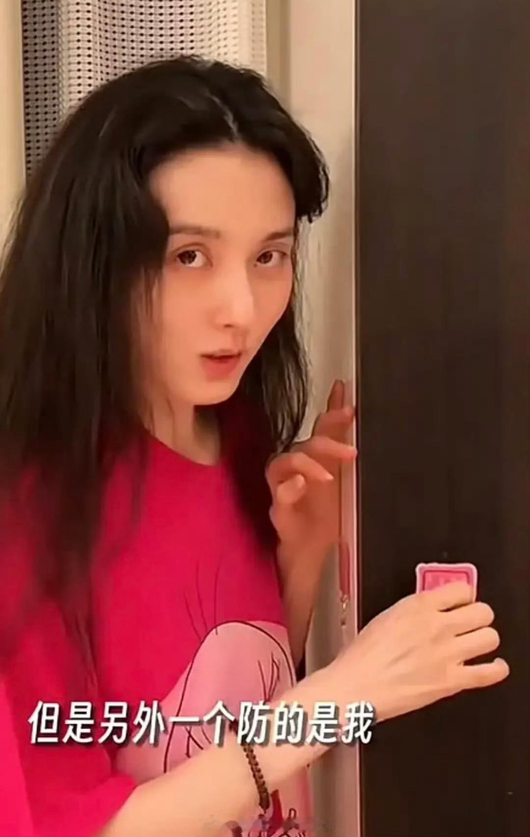 这都要瘦成干瘪老太太了一般这么瘦，并且越来越瘦，都是身体或者心理有点问题