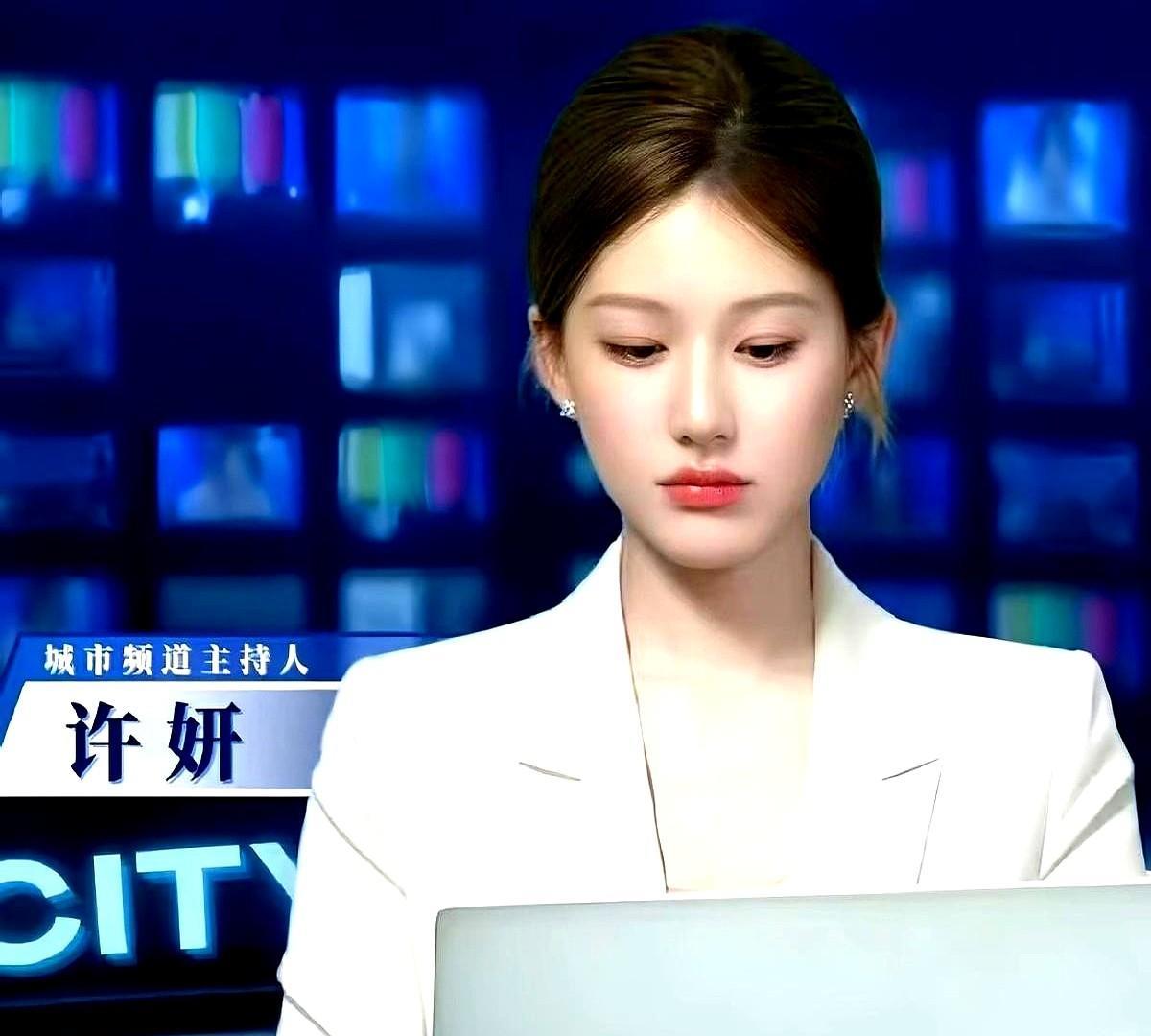 流量失灵，演技回春！赵露思新剧5亿播放，虞书欣却跌到5.2分，广告商连夜撤单。