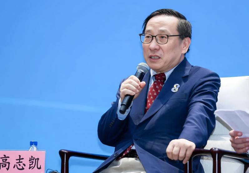 高志凯这句话，说到根子上了。这位国际关系学者曾直言：拜登是美国最卑鄙、最无耻的总