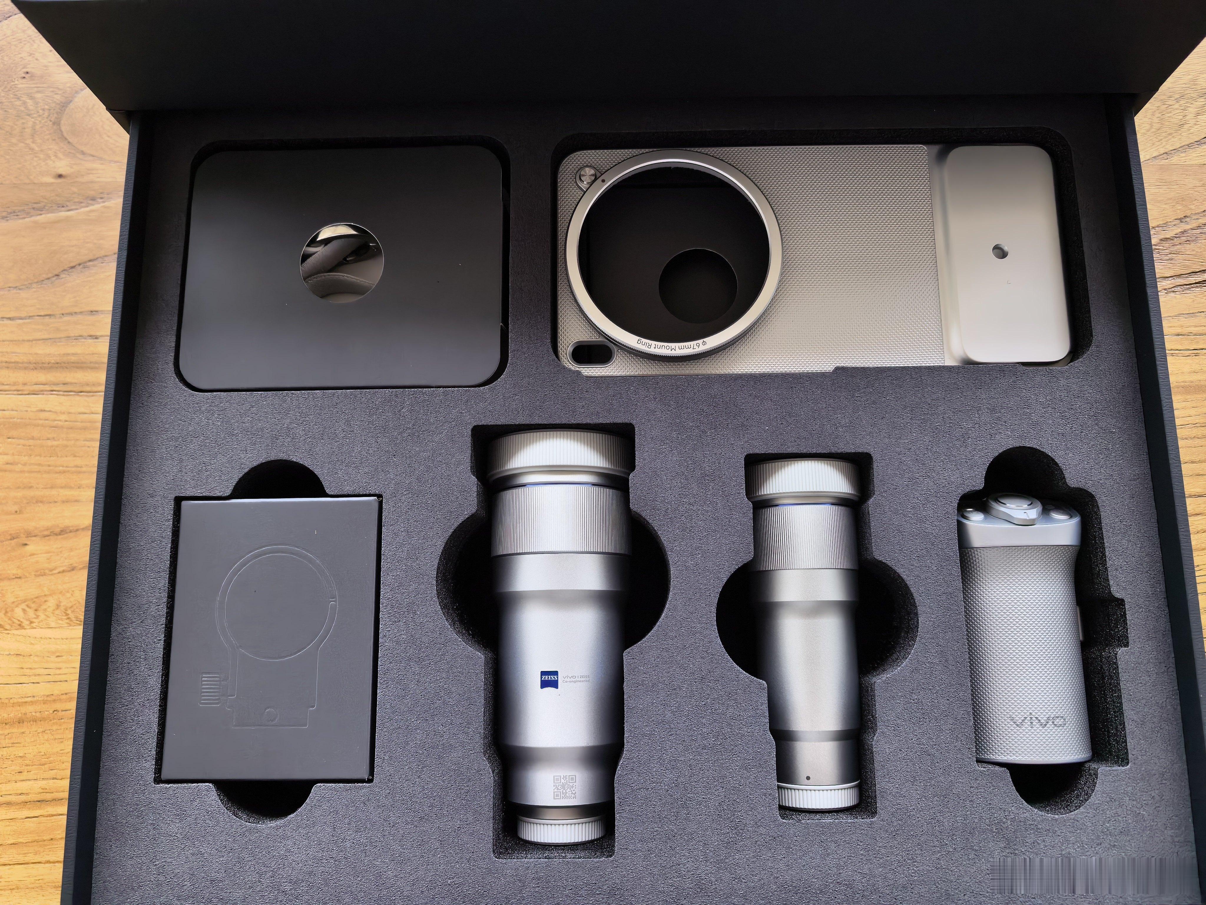 兄弟们，准备体验新机了！真的很有质感！周末就去拍拍拍！