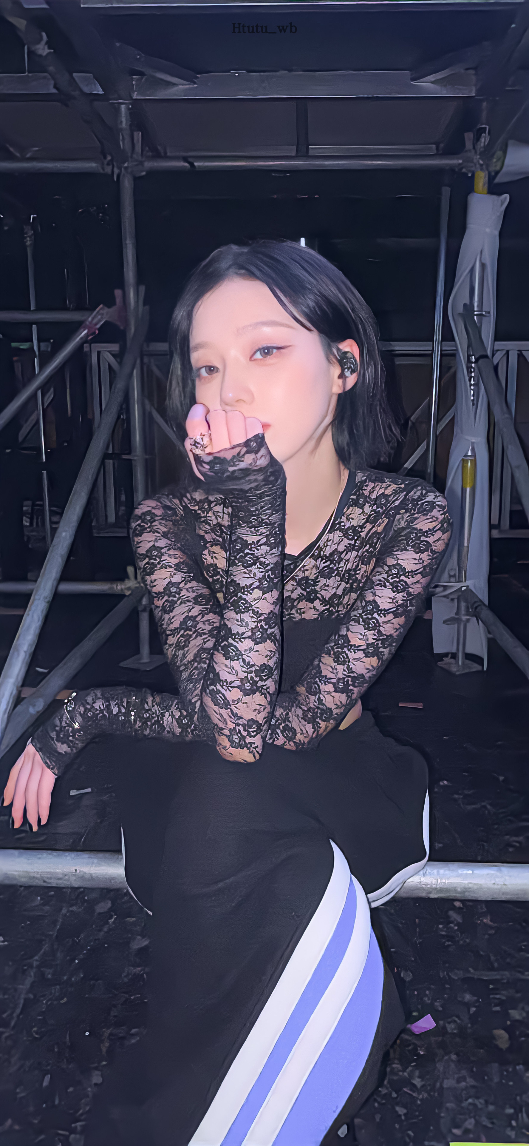 金玟庭Winter壁纸更新啦～🖤🖤