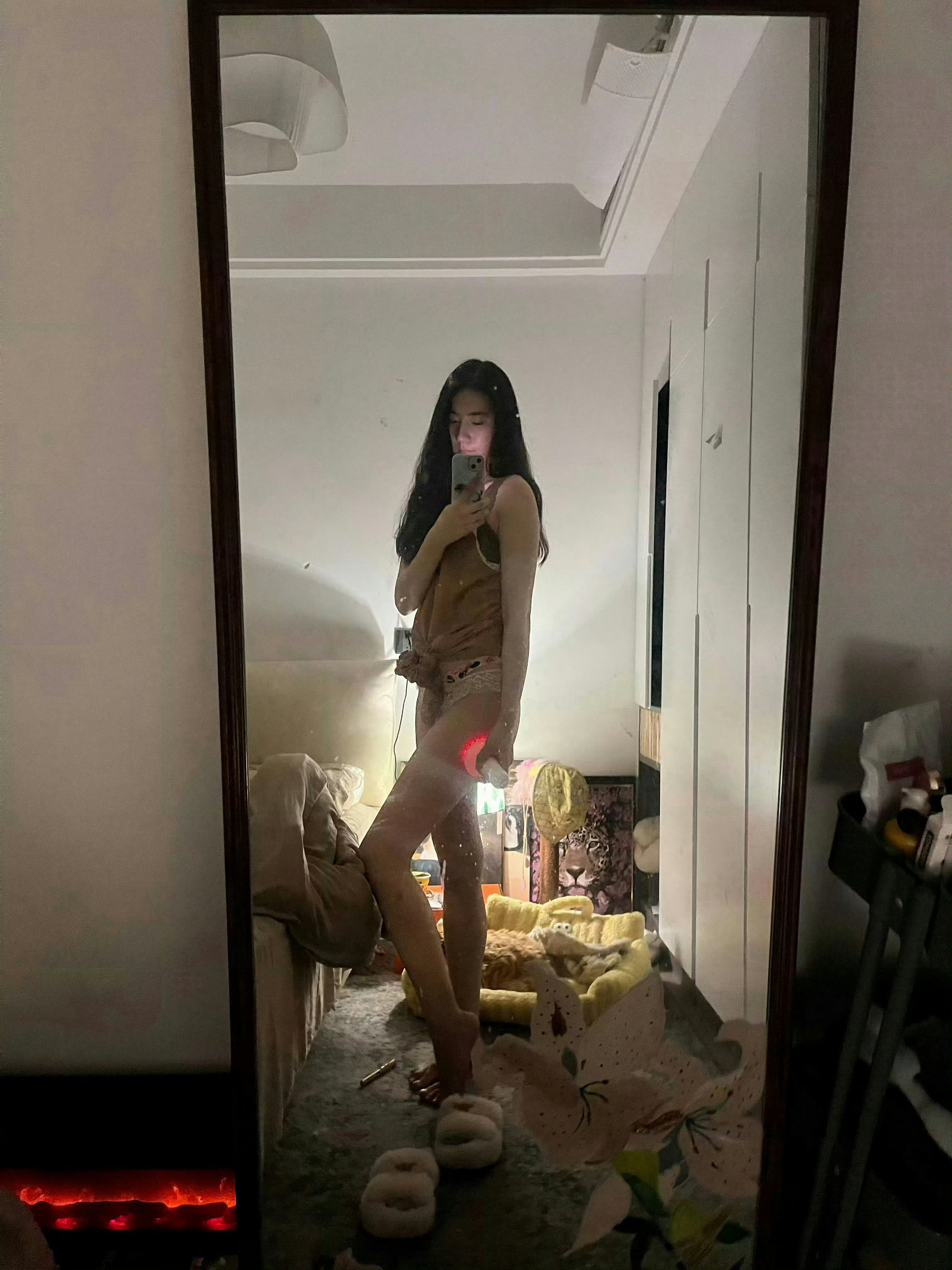我妈问我半夜肚子疼吗怎么老是哼哼​​​