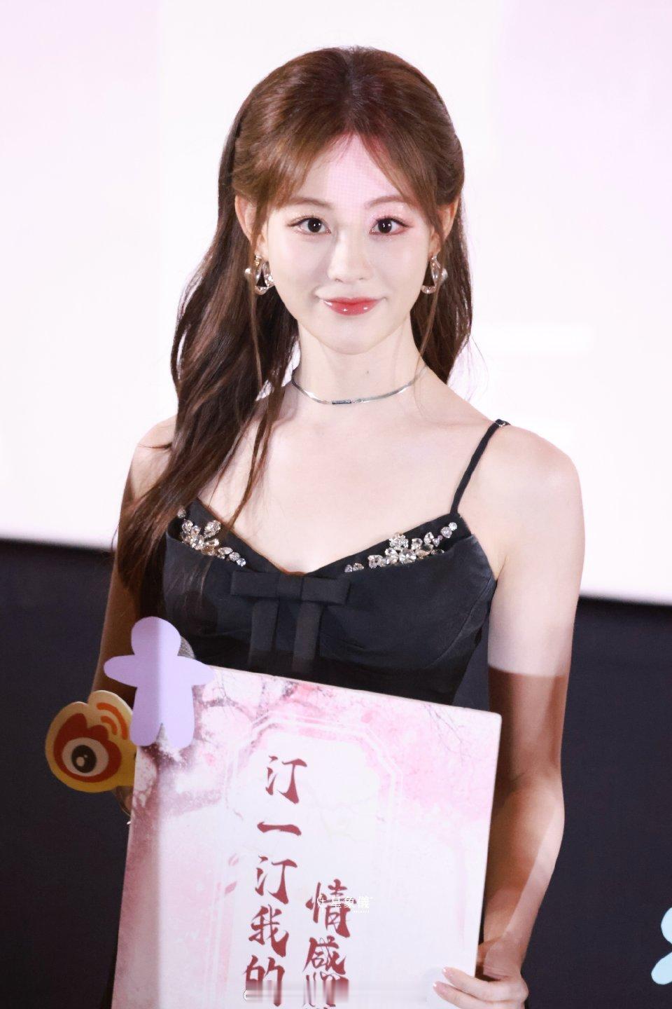 祝绪丹持续拒绝型人格祝绪丹：哒咩哒咩，不喜欢菊花​​​