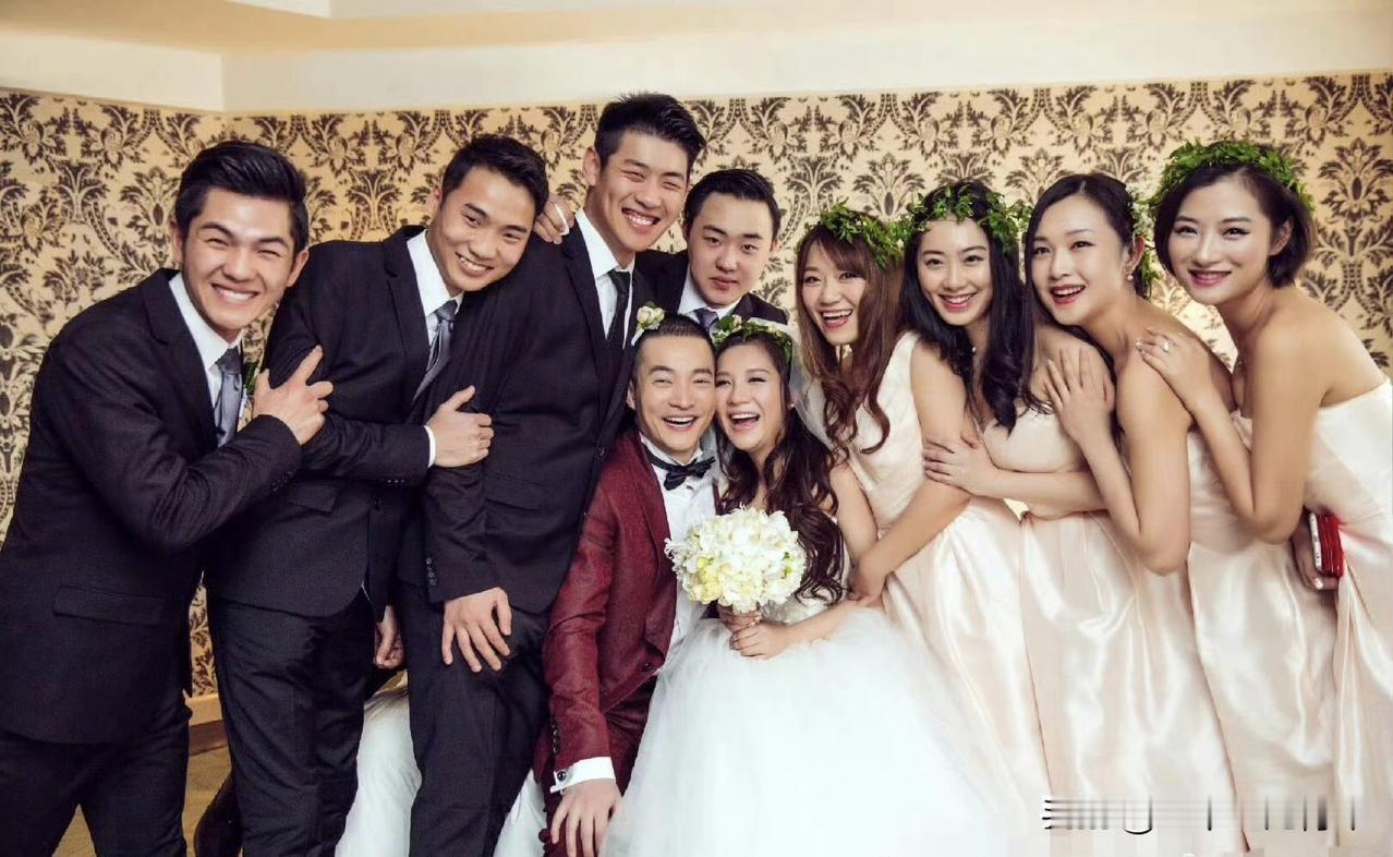 2015年，喻恩泰和妻子史林子结婚时，正处于事业上升期，深受圈子大咖的赏识，影视