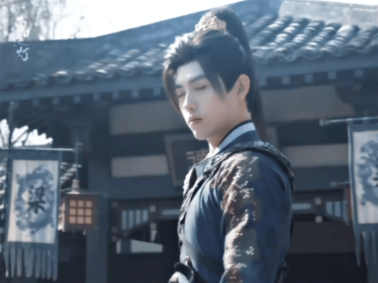 陈飞宇白日提灯状态白日提灯陈飞宇新剧状态确实稳。打戏干净利落，拳拳到肉不拖泥带