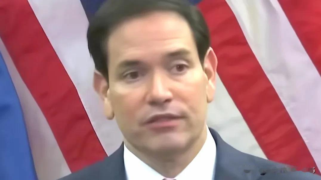 鲁比奥两次为特朗普擦屁股。美国的28条和平方案出台后，立即遭到各方的谴责。11