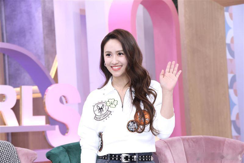 Sandy吴姗儒透过经纪人回应小s复工：早就知道卻憋著不能說，現在終於可以跟所有