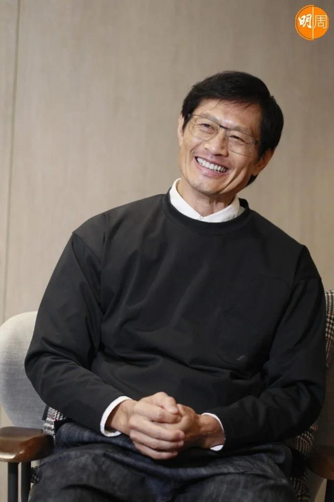 明周：离奇消瘦有原因62岁黄德斌从