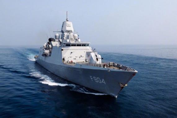 荷兰海军都懵了。“下次只要侵犯中国领空领海领土1毫米，直接导弹炸掉，自信点，立